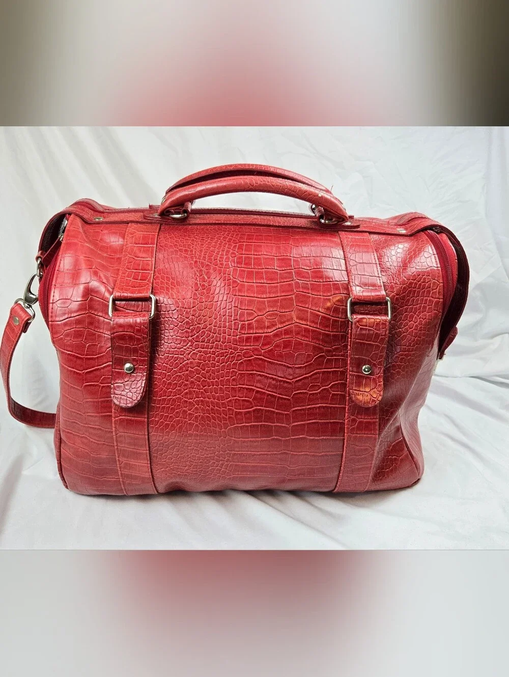 Vintage Bath Body Works Red Faux Croc Duffel Weekender Y2K Travel Bag Size 18